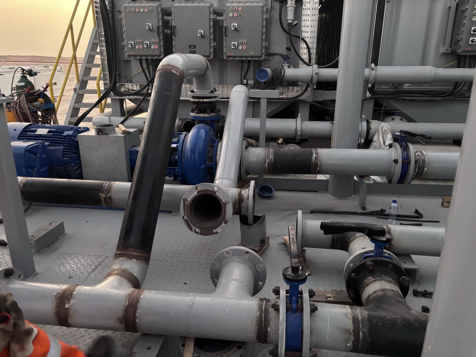 Mud Tank Pipeline Modification & Storage Skids - Photo 3